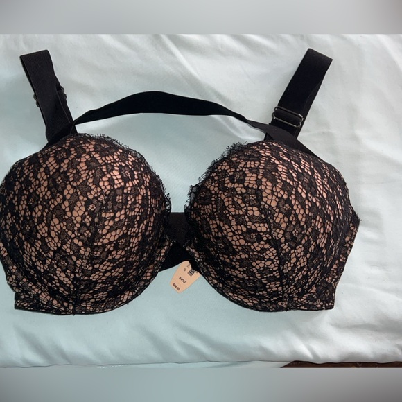 Victoria’s Secret “Lot” - Picture 9 of 11